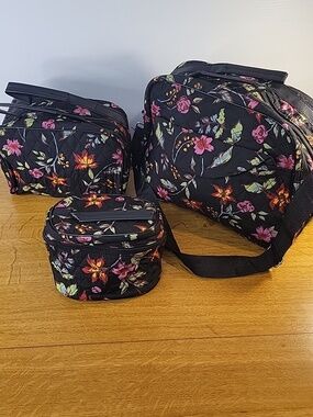 Cosmetic Black Floral Quilyed Travel Bags Lot of 3 Matching Set